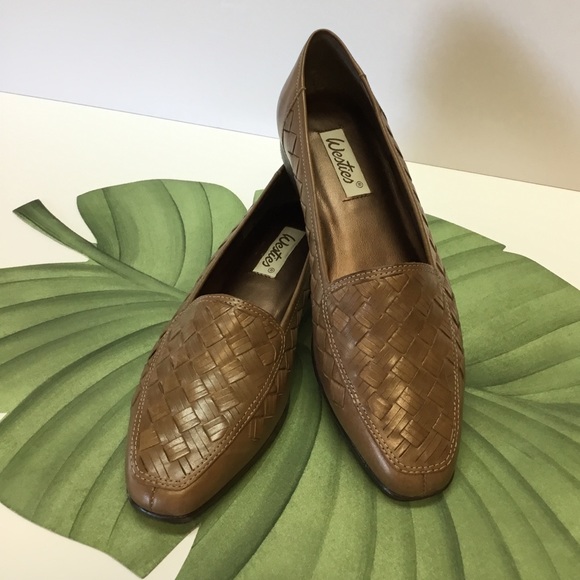 Westies Shoes - Comfortable Looking Flats by Westies